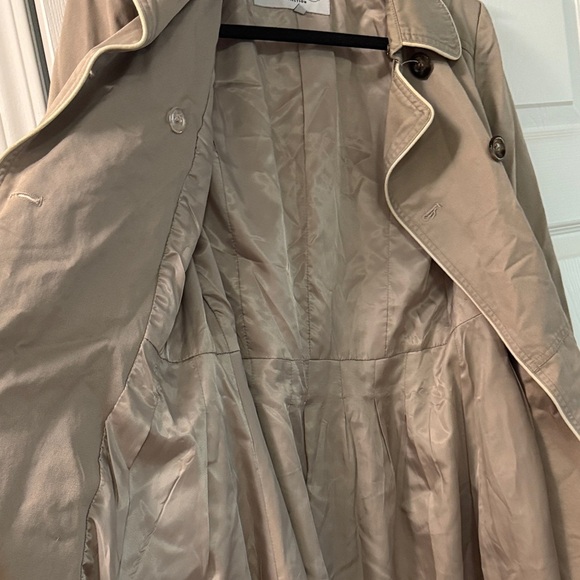 Pink Martini Beige Trench Coat - Picture 4 of 4